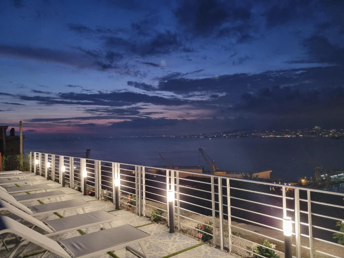 Relais Al Castello Bed and Breakfast Castellammare di Stabia Exteriör bild