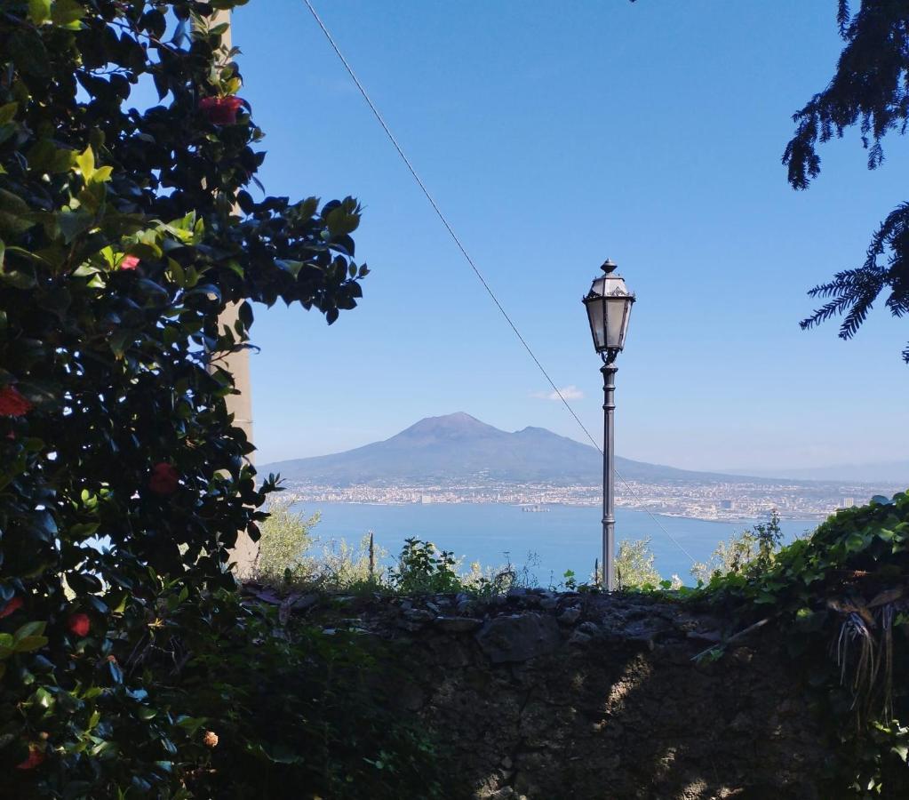 Relais Al Castello Bed and Breakfast Castellammare di Stabia Exteriör bild