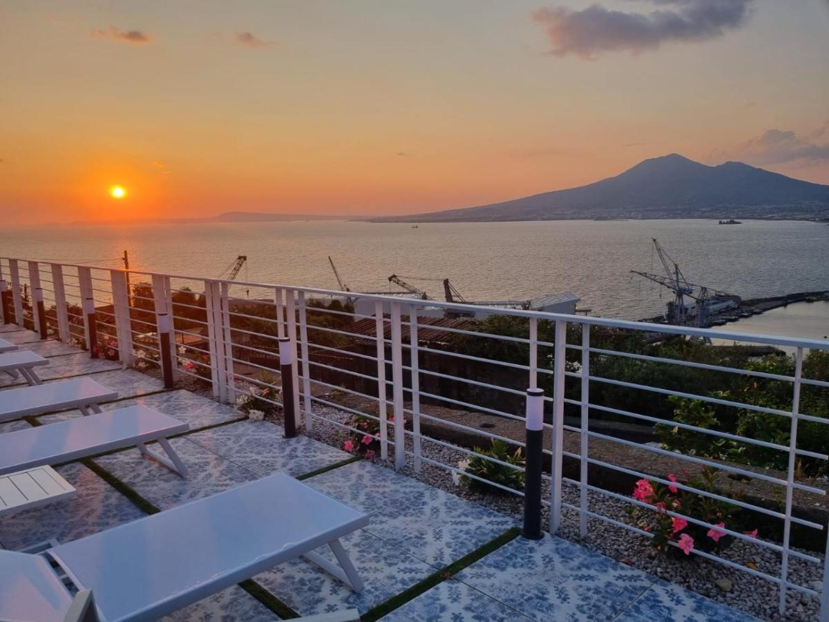 Relais Al Castello Bed and Breakfast Castellammare di Stabia Exteriör bild